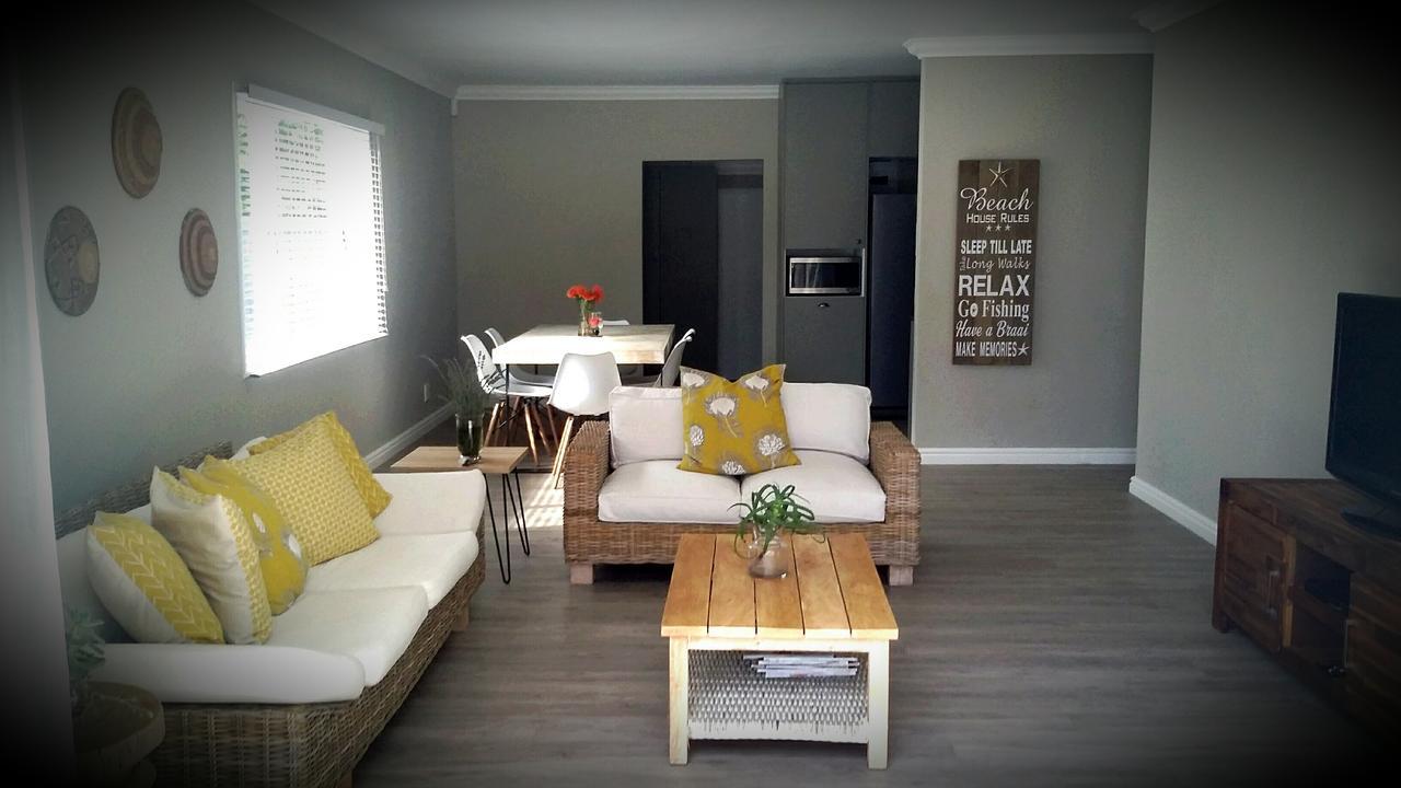 Corban Cottage Hermanus Exterior photo